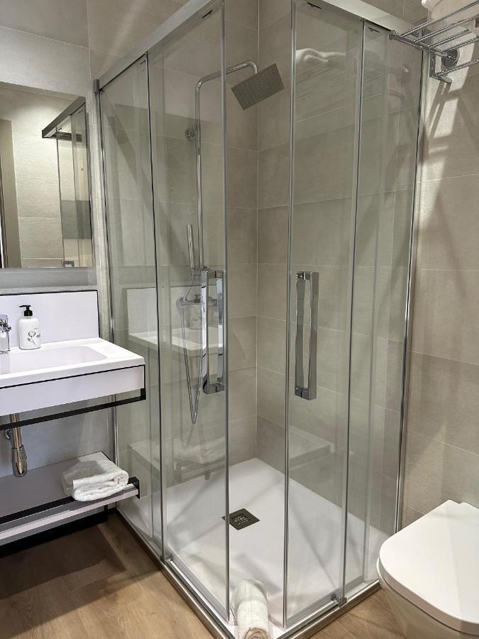 Hotel Bestprice Valencia Bagian luar foto
