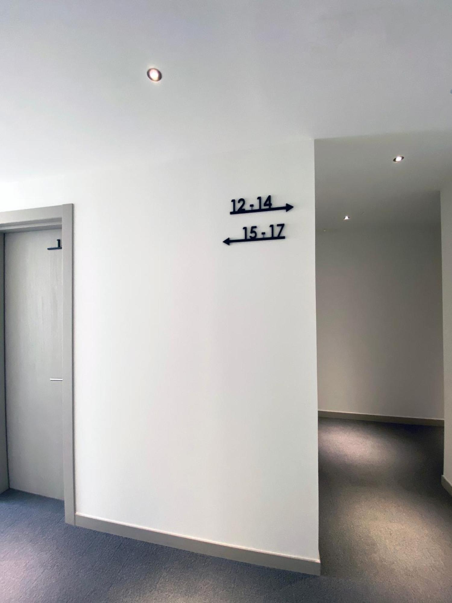 Hotel Bestprice Valencia Bagian luar foto